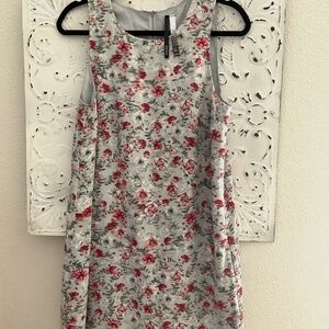 Kenzie Knee Length Sleeveless Grey Floral Lined Shift Dress